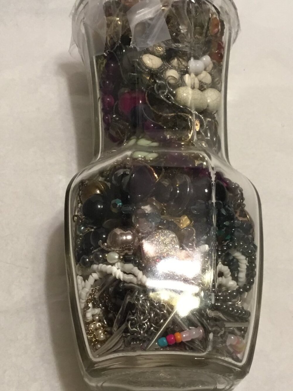 Tall, heavy glass vase filled with lots of good jewelry - Picture 7 of 11